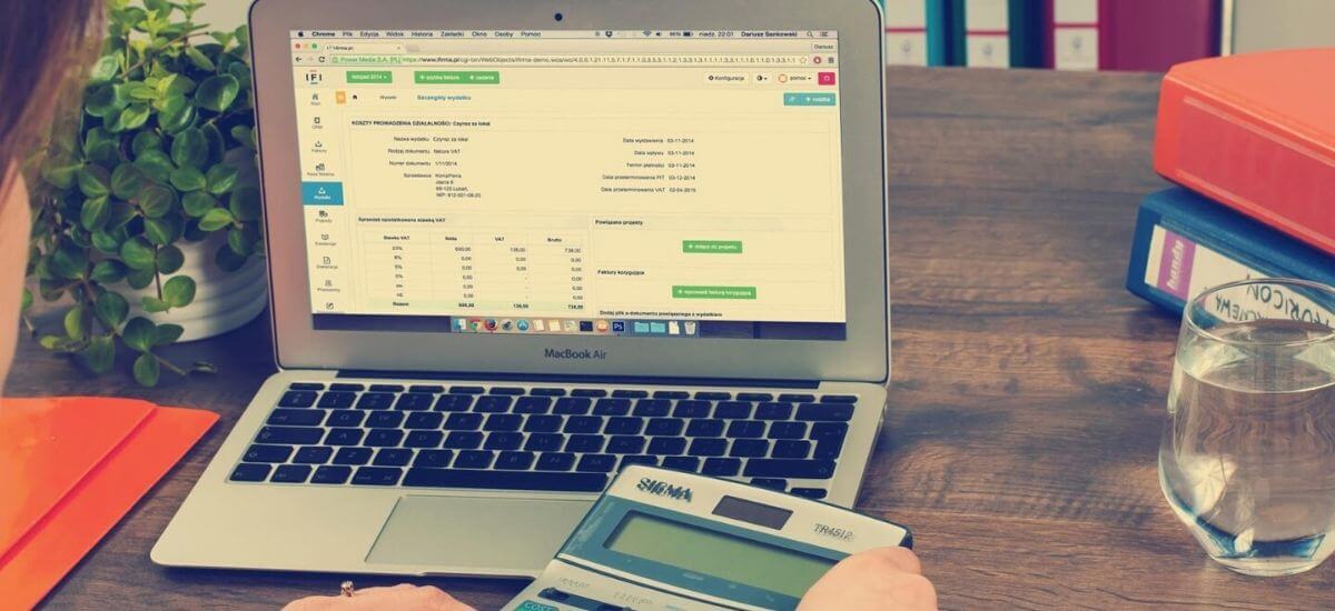 Save Time and Money: 5 Life-Saver Small Business Accounting Tips